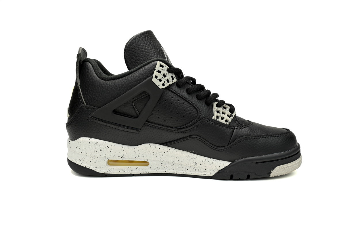 Air Jordan 4 Retro Oreo - Black Unisex Streetwear Limited Edition - **Air Jordan 4 Retro Oreo** The Air Jordan 4 Retro Oreo is a timeless rendition