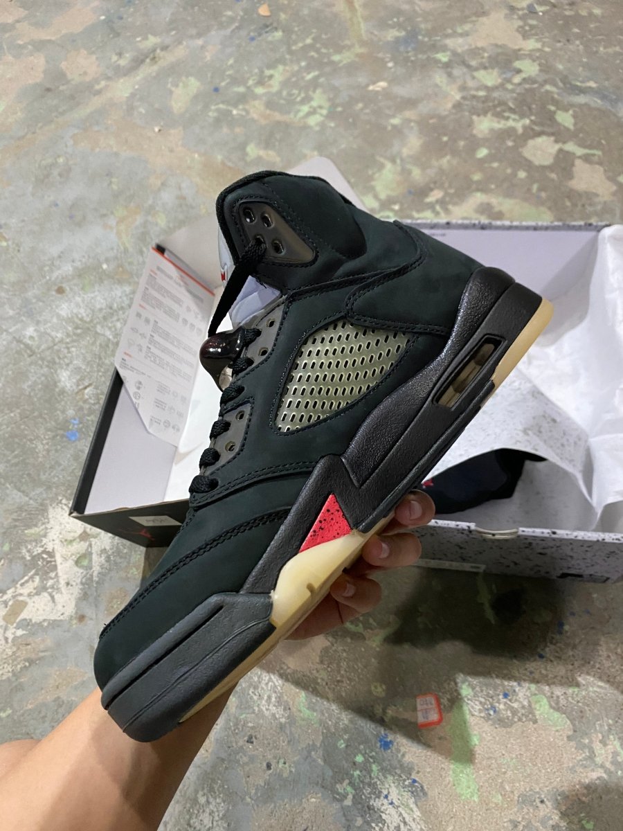 Air Jordan 5 'anthracite' T-Shirt - Black Unisex Streetwear Limited Edition