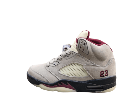 Air Jordan 5 'burgundy T-Shirt - Black Unisex Streetwear Limited Edition