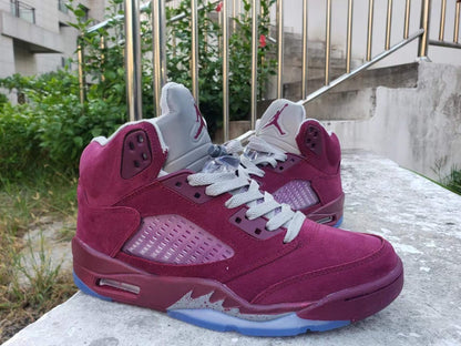 Air Jordan 5 'burgundy' T-Shirt - Black Unisex Streetwear Limited Edition