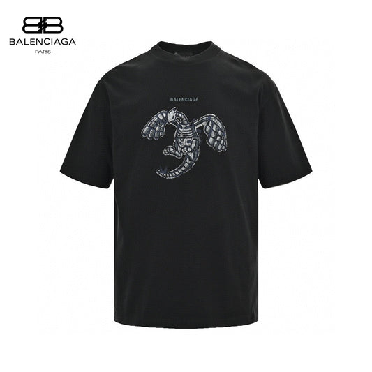 Balenciaga T-shirt - Lobster Graphic - Black Unisex Streetwear Limited Edition - <span>This Balenciaga t-shirt features a unique design with a detailed lobster graphic on the front.