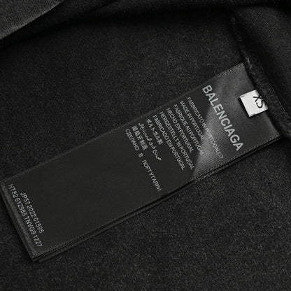 Camiseta Balenciaga - Logotipo pequeño