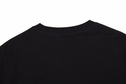 Camiseta Dior con diseño gráfico floral