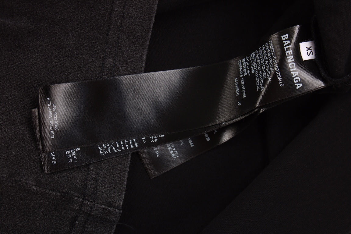 Camiseta Balenciaga con efecto lavado