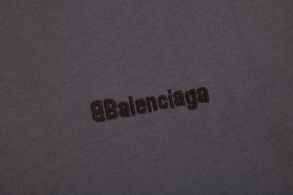 CAMISETA MINIMALISTA AZUL DE BALENCIAGA