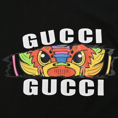 Camiseta gráfica Gucci (negra)