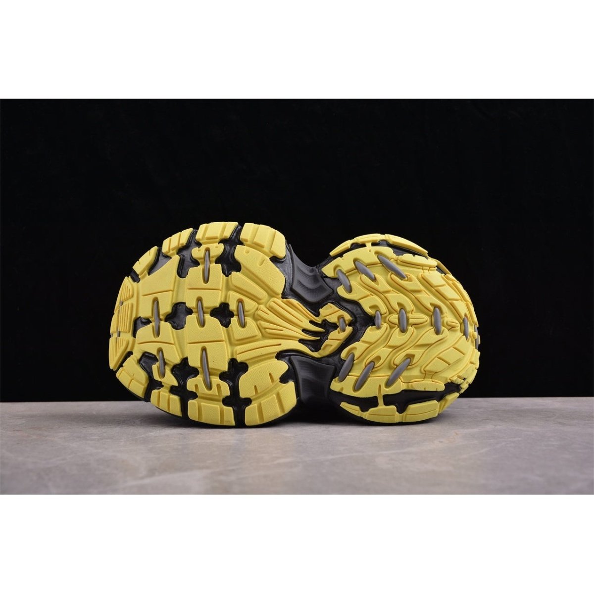 BALENCIAGA 10 - L - Grey Fluorescent Sneakers - Yellow Unisex Streetwear Limited Edition - The BALENCIAGA 10XL x Grey Fluorescent Yellow sneakers are a dynamic fusion of muted and