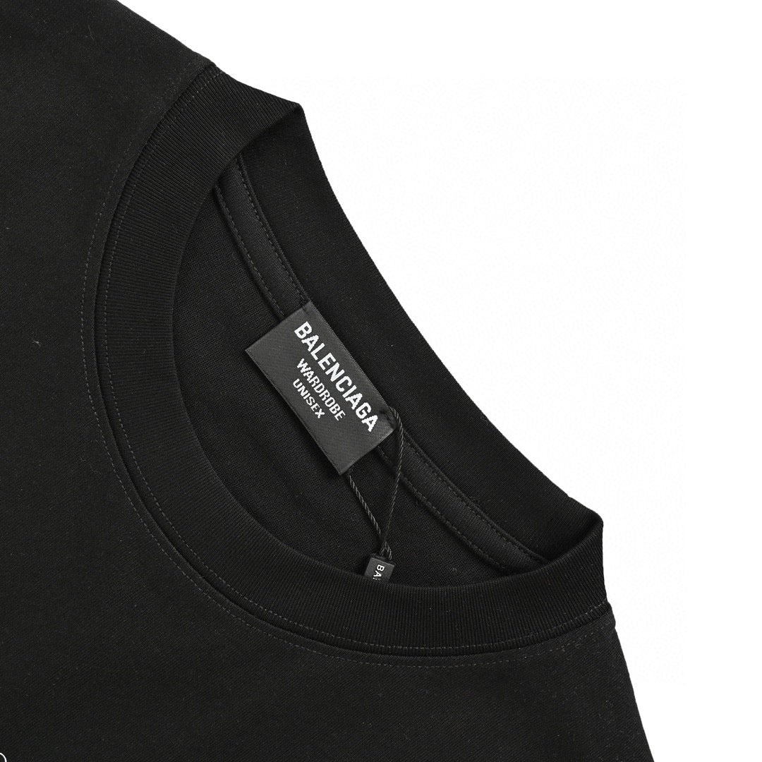 Balenciaga 1917 T-shirt - Black Unisex Streetwear Limited Edition - This Balenciaga t-shirt features a bold 'Balenciaga 1917' graphic on the front. The shirt is
