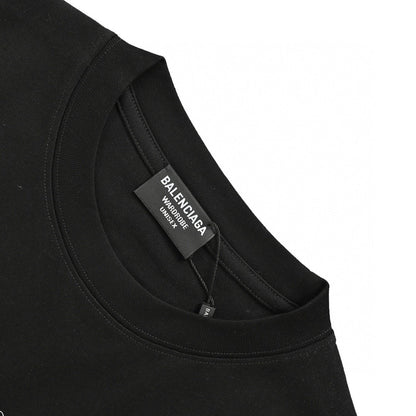 Balenciaga 1917 T-shirt - Black Unisex Streetwear Limited Edition - This Balenciaga t-shirt features a bold 'Balenciaga 1917' graphic on the front. The shirt is