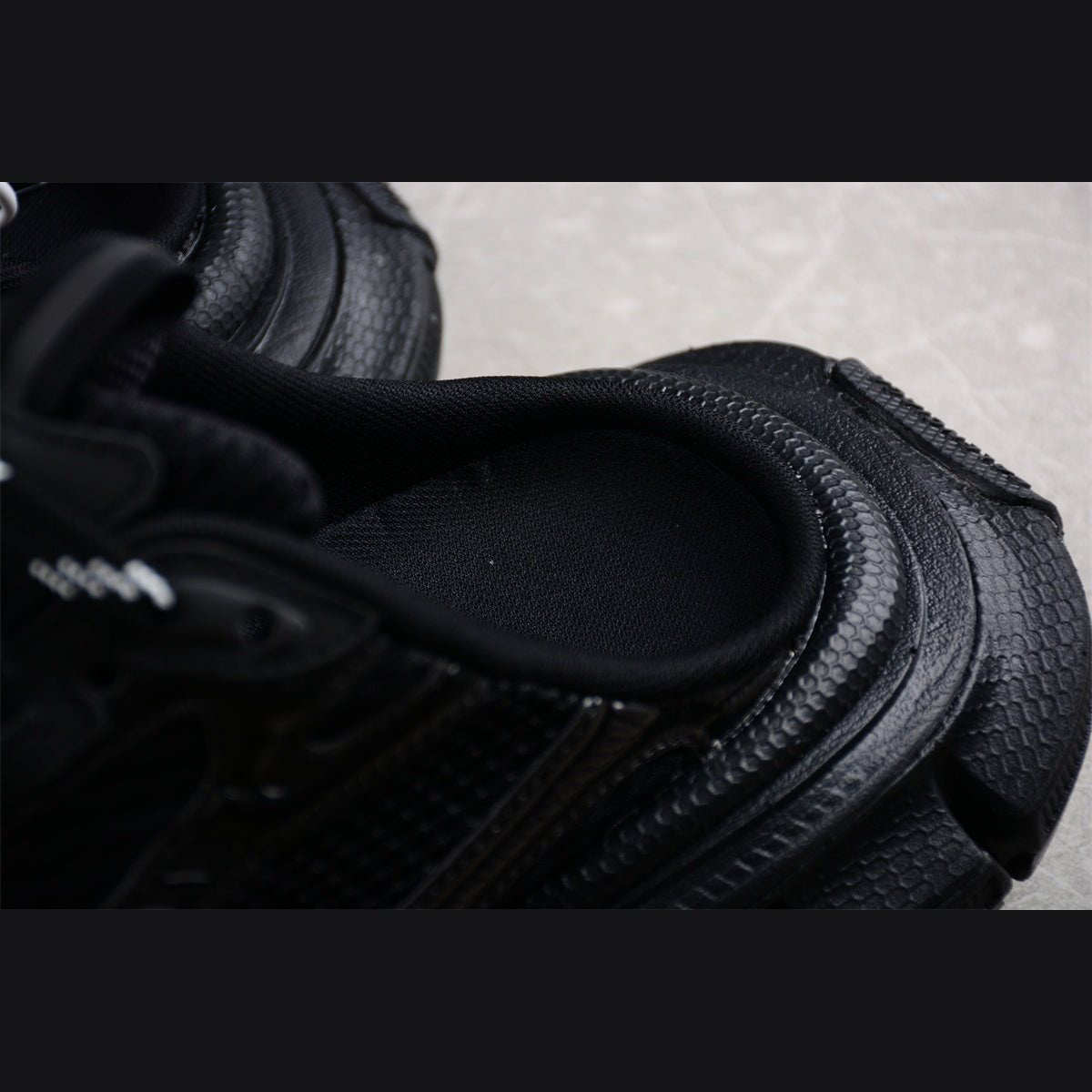 BALENCIAGA 3 - L Mule - All - Black Unisex Streetwear Limited Edition - Introducing the BALENCIAGA 3XL Mule x All Black, a bold fusion of style and comfort.
