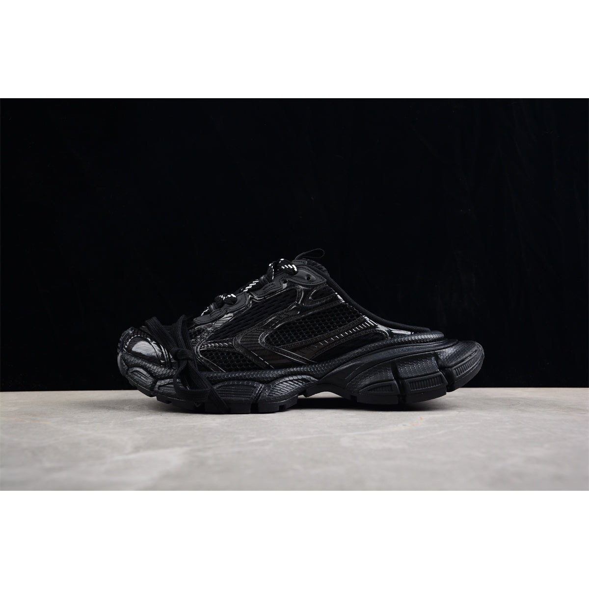 BALENCIAGA 3 - L Mule - All - Black Unisex Streetwear Limited Edition - Introducing the BALENCIAGA 3XL Mule x All Black, a bold fusion of style and comfort.