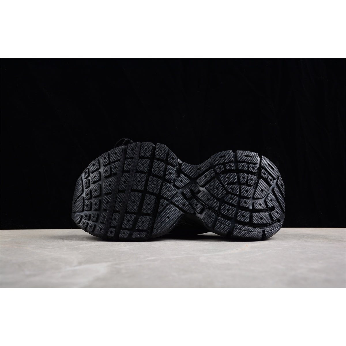 BALENCIAGA 3 - L Mule - All - Black Unisex Streetwear Limited Edition - Introducing the BALENCIAGA 3XL Mule x All Black, a bold fusion of style and comfort.