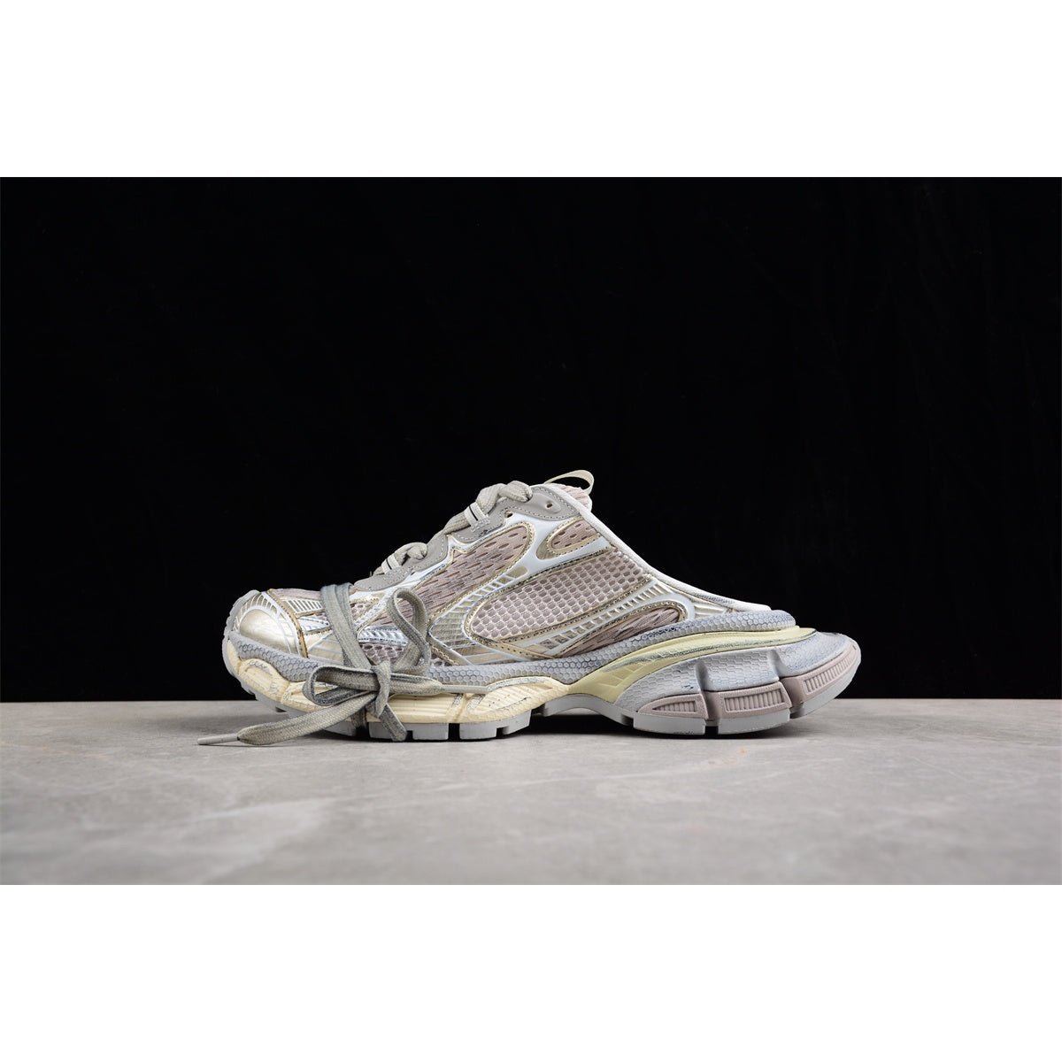 BALENCIAGA 3 - L Mule - Champagne Gold Unisex Streetwear Limited Edition - The Balenciaga 3XL Mule x Champagne Gold embodies opulence and cutting-edge design. Featuring a striking