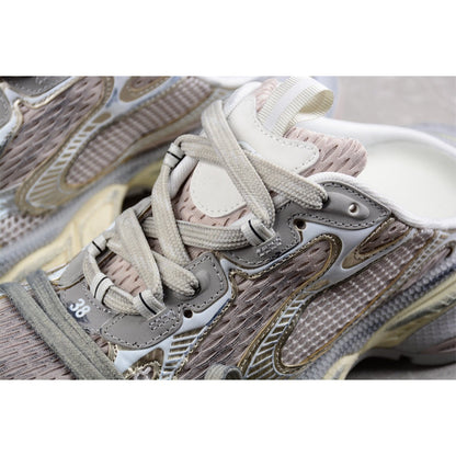 BALENCIAGA 3 - L Mule - Champagne Gold Unisex Streetwear Limited Edition - The Balenciaga 3XL Mule x Champagne Gold embodies opulence and cutting-edge design. Featuring a striking