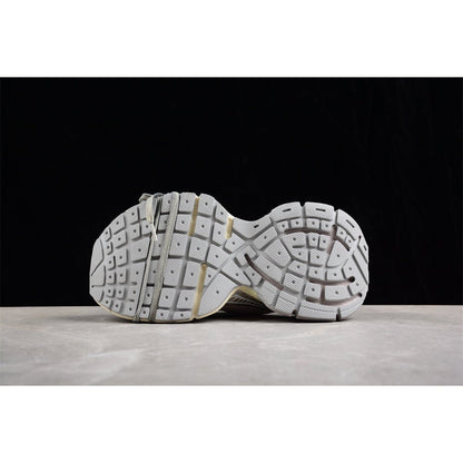 BALENCIAGA 3 - L Mule - Champagne Gold Unisex Streetwear Limited Edition - The Balenciaga 3XL Mule x Champagne Gold embodies opulence and cutting-edge design. Featuring a striking