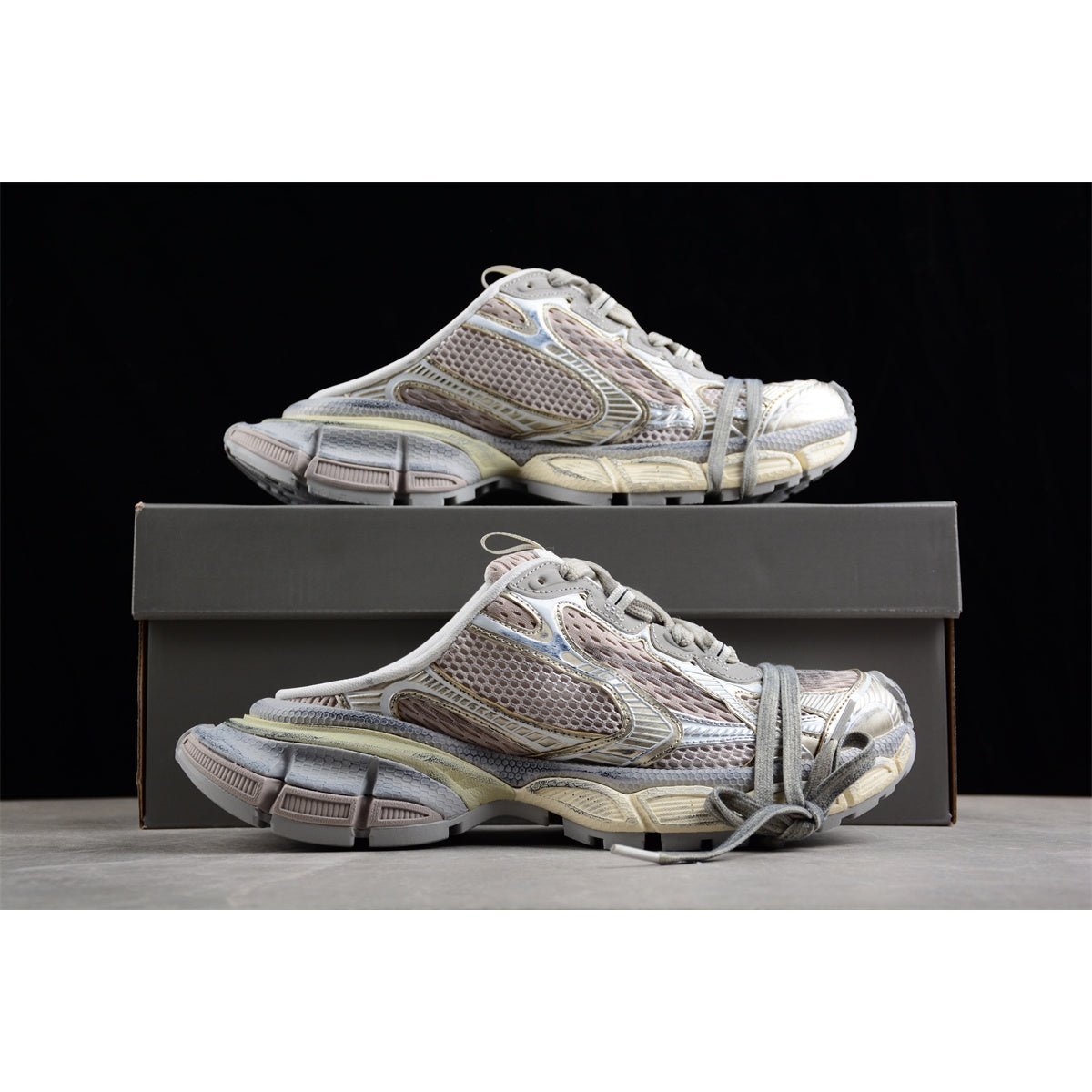 BALENCIAGA 3 - L Mule - Champagne Gold Unisex Streetwear Limited Edition - The Balenciaga 3XL Mule x Champagne Gold embodies opulence and cutting-edge design. Featuring a striking