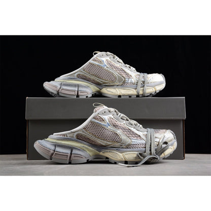 BALENCIAGA 3 - L Mule - Champagne Gold Unisex Streetwear Limited Edition - The Balenciaga 3XL Mule x Champagne Gold embodies opulence and cutting-edge design. Featuring a striking