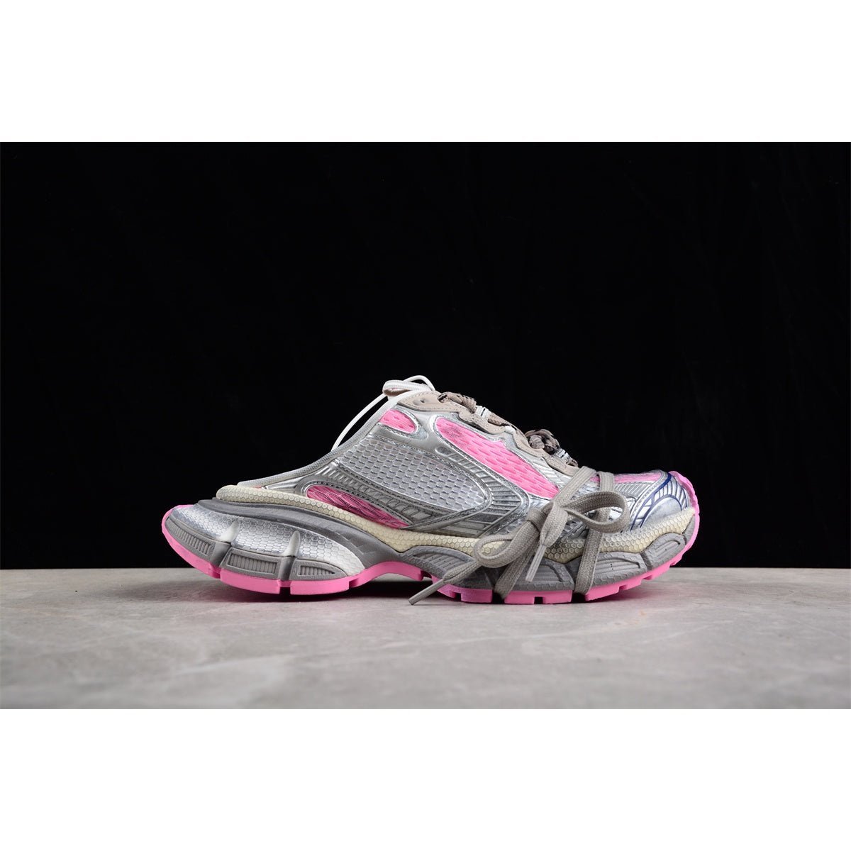 BALENCIAGA 3 - L Mule - Grey - Pink Unisex Streetwear Limited Edition - Introducing the BALENCIAGA 3XL Mule x Grey Pink, a perfect blend of luxury and modern
