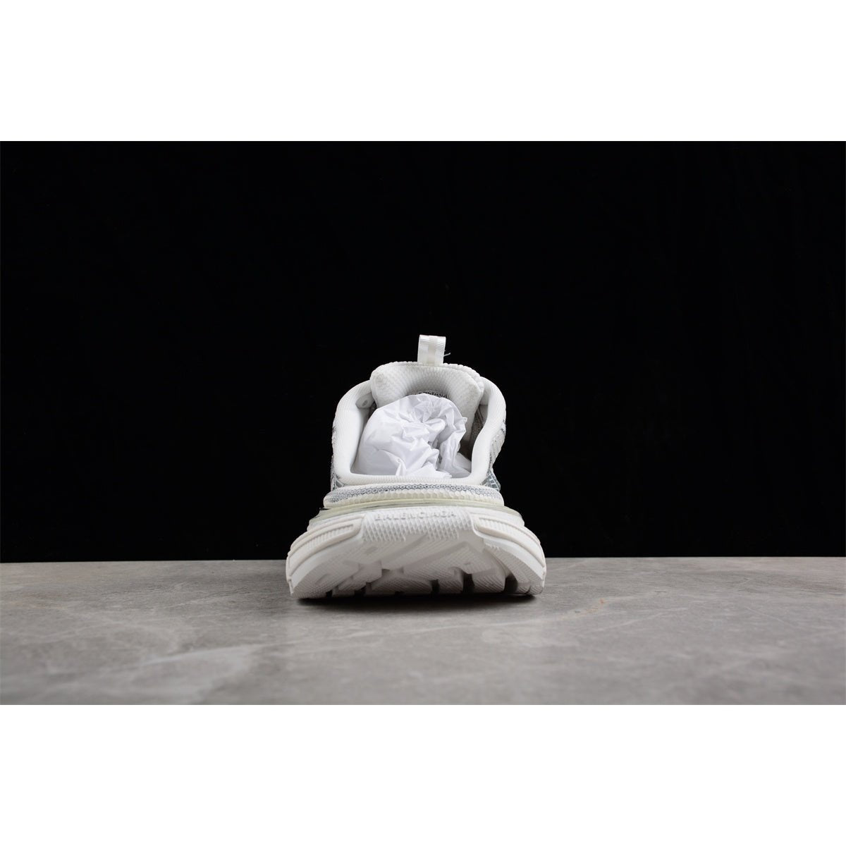 BALENCIAGA 3 - L Mule - Eggshell - White Unisex Streetwear Limited Edition - Introducing the BALENCIAGA 3XL Mule x White Eggshell, a refined blend of elegance and comfort.