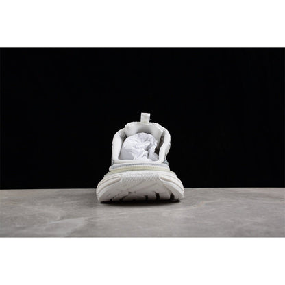 BALENCIAGA 3 - L Mule - Eggshell - White Unisex Streetwear Limited Edition - Introducing the BALENCIAGA 3XL Mule x White Eggshell, a refined blend of elegance and comfort.