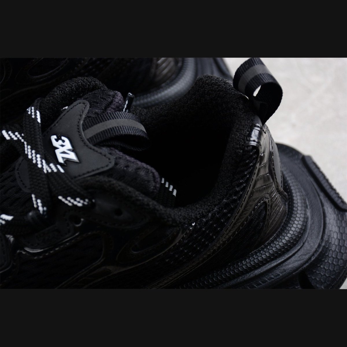 BALENCIAGA 3 - L - All Sneakers - Black Unisex Streetwear Limited Edition - Introducing the BALENCIAGA 3XL x All Black, the epitome of sleek, modern design and luxurious