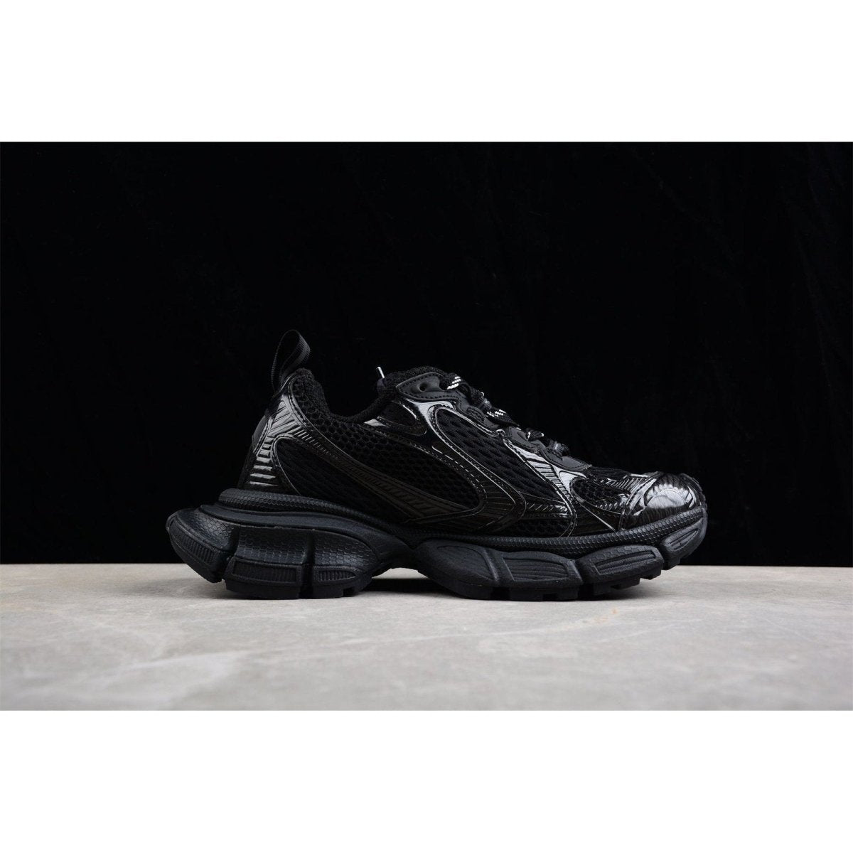 BALENCIAGA 3 - L - All Sneakers - Black Unisex Streetwear Limited Edition - Introducing the BALENCIAGA 3XL x All Black, the epitome of sleek, modern design and luxurious