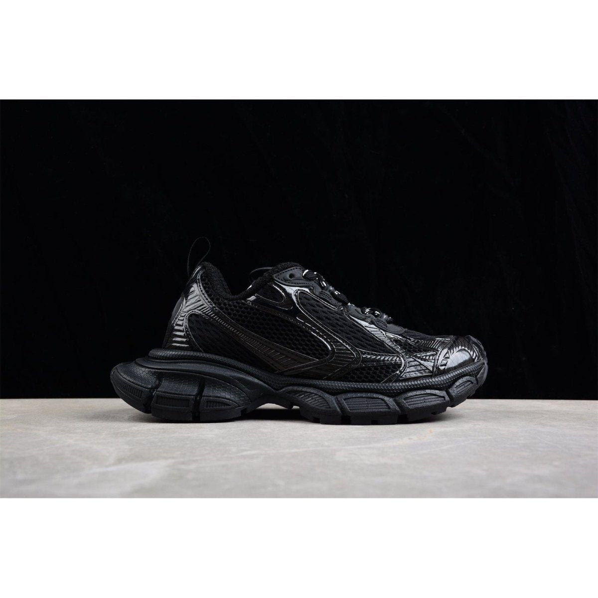 BALENCIAGA 3 - L - All Sneakers - Black Unisex Streetwear Limited Edition - Introducing the BALENCIAGA 3XL x All Black, the epitome of sleek, modern design and luxurious