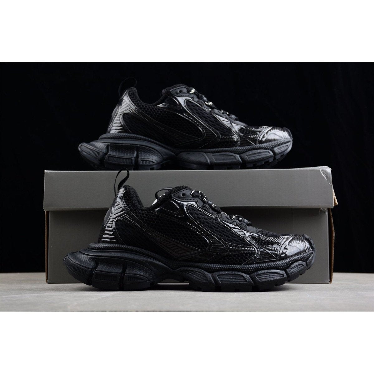 BALENCIAGA 3 - L - All Sneakers - Black Unisex Streetwear Limited Edition - Introducing the BALENCIAGA 3XL x All Black, the epitome of sleek, modern design and luxurious