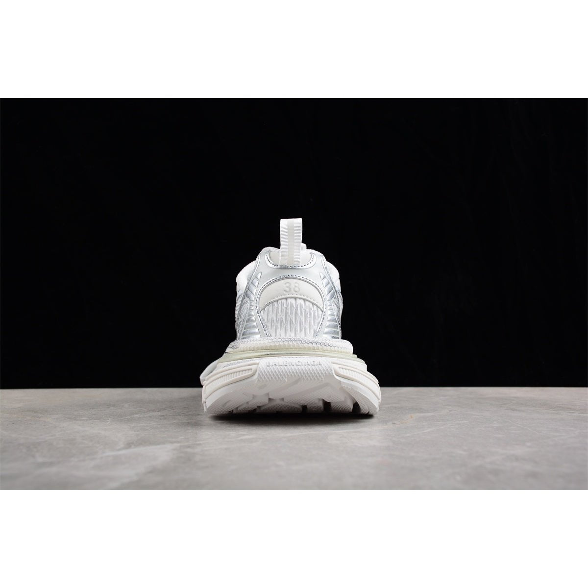 BALENCIAGA 3 - L - All Sneakers - White Unisex Streetwear Limited Edition - Introducing the BALENCIAGA 3XL x All White, a striking blend of avant-garde design and supreme