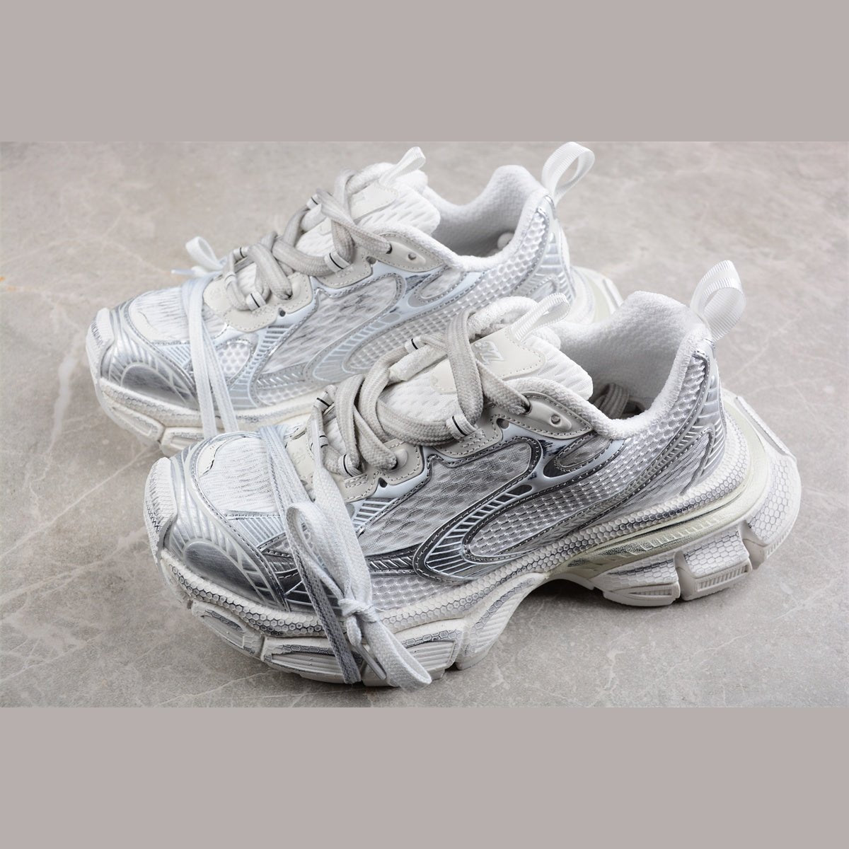 BALENCIAGA 3 - L - All Sneakers - White Unisex Streetwear Limited Edition - Introducing the BALENCIAGA 3XL x All White, a striking blend of avant-garde design and supreme