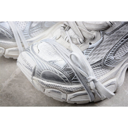 BALENCIAGA 3 - L - All Sneakers - White Unisex Streetwear Limited Edition - Introducing the BALENCIAGA 3XL x All White, a striking blend of avant-garde design and supreme