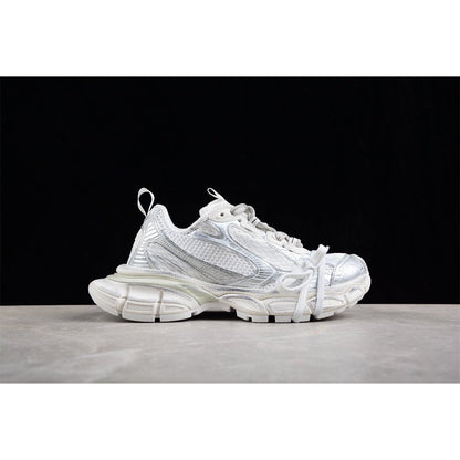 BALENCIAGA 3 - L - All Sneakers - White Unisex Streetwear Limited Edition - Introducing the BALENCIAGA 3XL x All White, a striking blend of avant-garde design and supreme