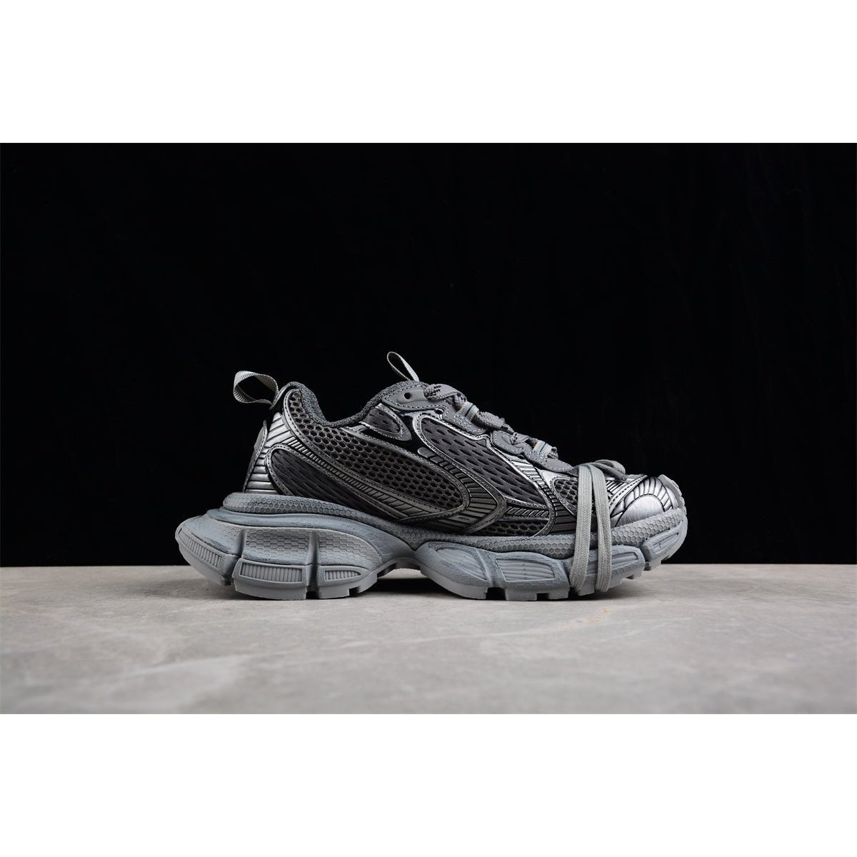 BALENCIAGA 3 - L - Bal Worn Out Sneakers - Grey Unisex Streetwear Limited Edition - Introducing the BALENCIAGA 3XL x Bal Grey Worn Out sneakers, a masterful blend of edgy