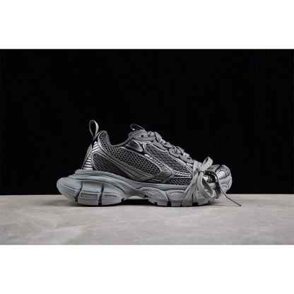 BALENCIAGA 3 - L - Bal Worn Out Sneakers - Grey Unisex Streetwear Limited Edition - Introducing the BALENCIAGA 3XL x Bal Grey Worn Out sneakers, a masterful blend of edgy