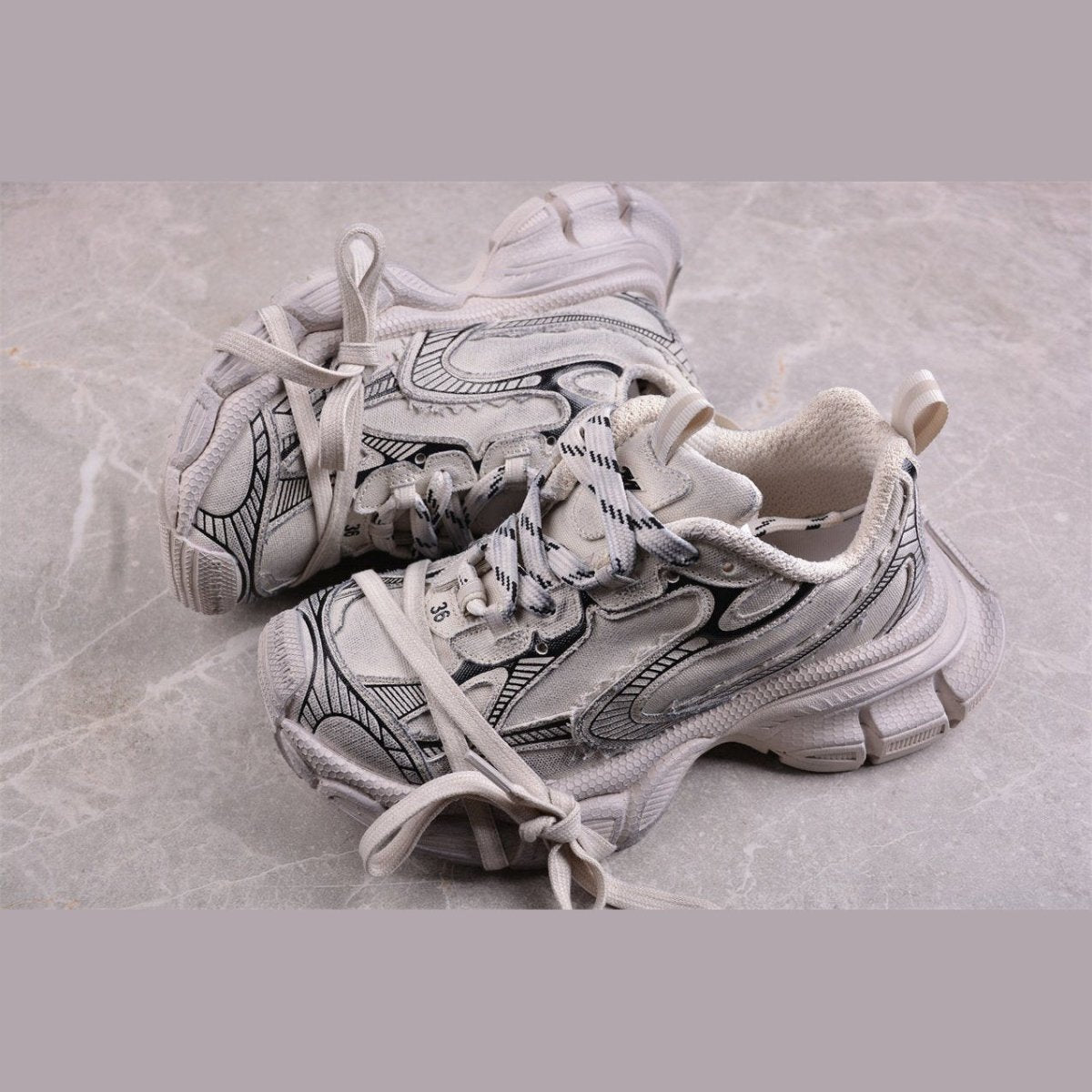 BALENCIAGA 3 - L - Sneakers - Beige Unisex Streetwear Limited Edition - Introducing the BALENCIAGA 3XL x Beige, a seamless blend of luxury and everyday comfort. These