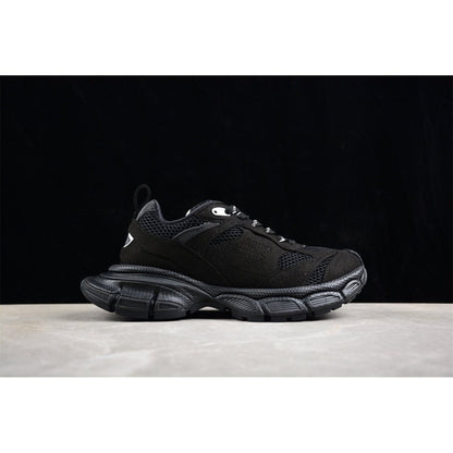 BALENCIAGA 3 - L - Sneakers - Black Unisex Streetwear Limited Edition - The Balenciaga 3XL x Black sneakers exude a sleek, monochromatic elegance, making them a versatile