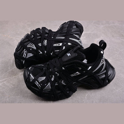 BALENCIAGA 3 - L - White Sneakers - Black Unisex Streetwear Limited Edition - The Balenciaga 3XL x Black White sneakers epitomize the brand's commitment to bold, fashion-forward designs.