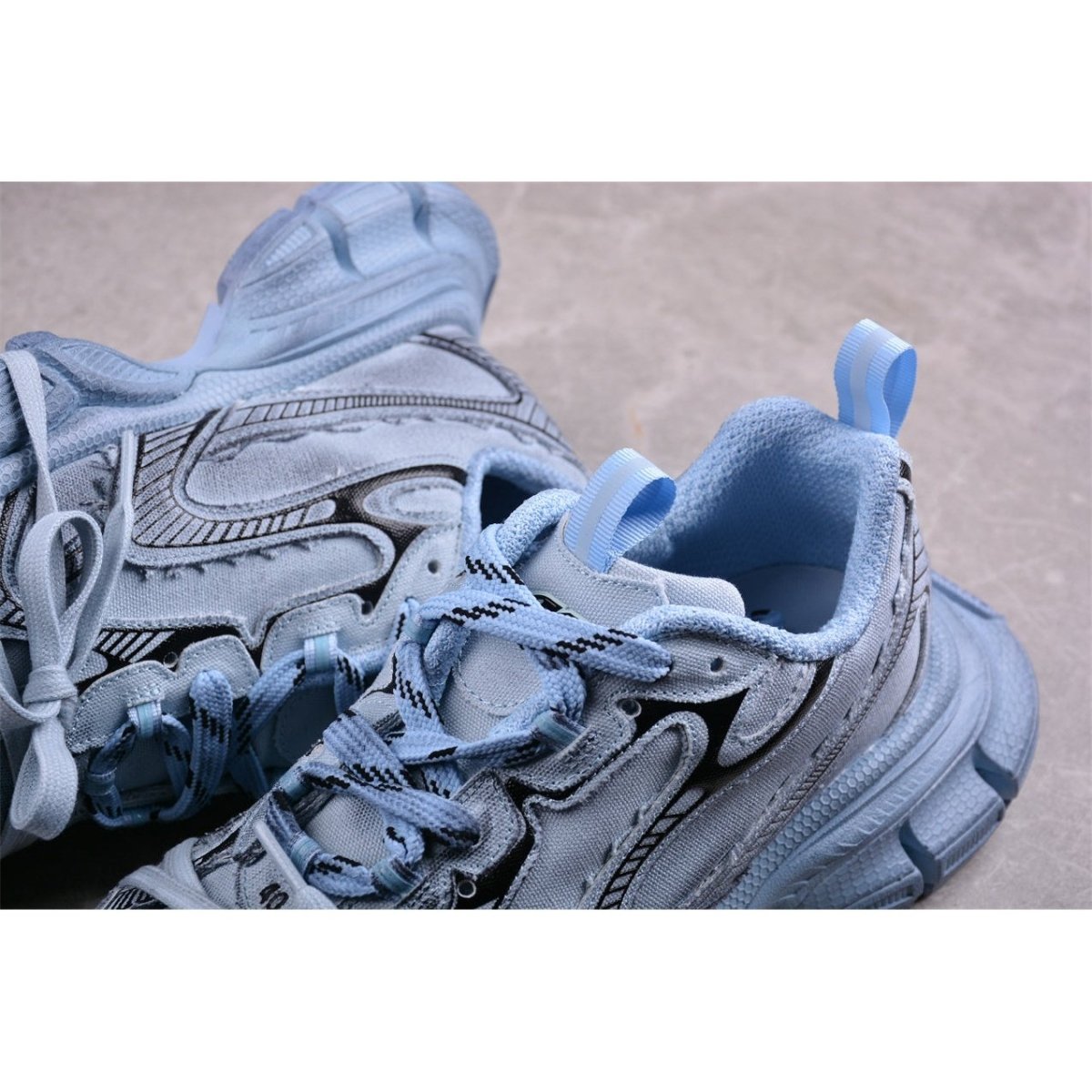 BALENCIAGA 3 - L - Cyan Sneakers - Blue Unisex Streetwear Limited Edition - Introducing the BALENCIAGA 3XL in Cyan Blue, a bold fusion of luxury and streetwear. This
