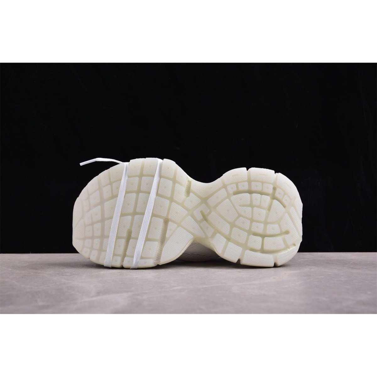 BALENCIAGA 3 - L - Glow In The Dark Sneakers Unisex Streetwear Limited Edition - The Balenciaga 3XL x Glow in the Dark sneakers transform your stride into a luminous