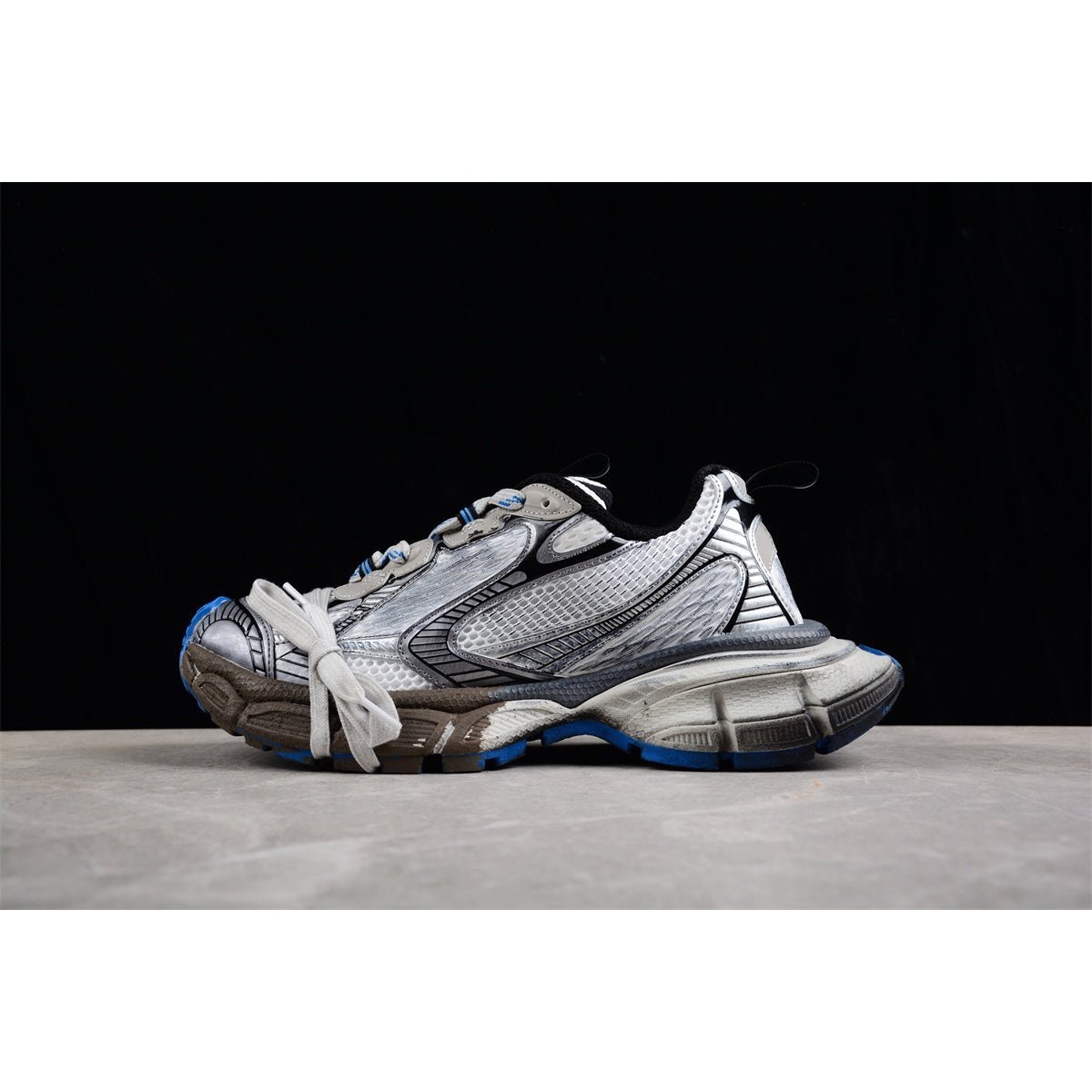 BALENCIAGA 3 - L - Gray Blue-graffiti Sneakers Unisex Streetwear Limited Edition - Introducing the BALENCIAGA 3XL in Gray Blue-Graffiti, a bold fusion of urban art and high
