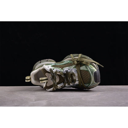 BALENCIAGA 3 - L - Olive Sneakers - Green Unisex Streetwear Limited Edition - Introducing the BALENCIAGA 3XL x Olive Green, a striking blend of modern design and luxurious