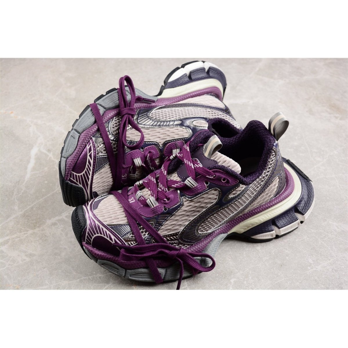 BALENCIAGA 3 - L - Grey Sneakers - Purple Unisex Streetwear Limited Edition - Introducing the BALENCIAGA 3XL x Purple Grey, a stunning blend of contemporary design and luxurious
