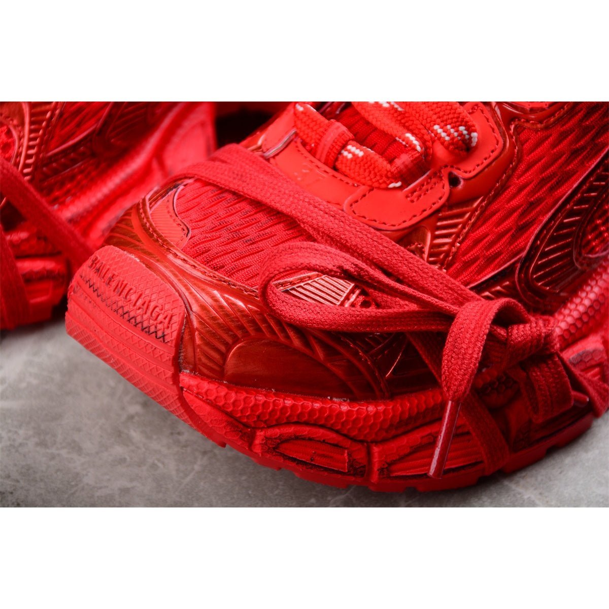 BALENCIAGA 3 - L - Sneakers - Red Unisex Streetwear Limited Edition - The BALENCIAGA 3XL x Red sneakers embody a bold and energetic spirit, crafted to make