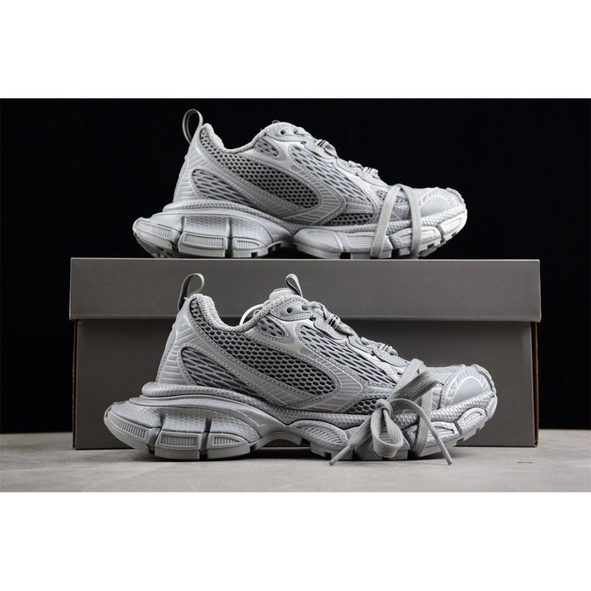 BALENCIAGA 3 - L - Reflective Sneakers - Grey Unisex Streetwear Limited Edition - The Balenciaga 3XL x Reflective Grey sneakers are a captivating addition to any cutting-edge wardrobe,