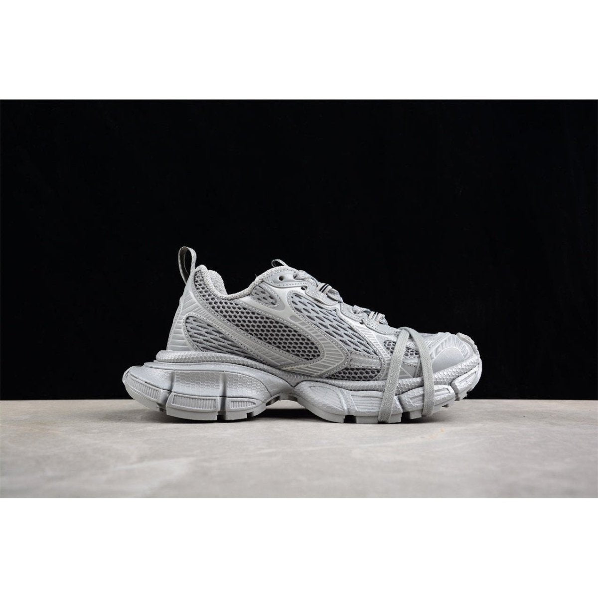 BALENCIAGA 3 - L - Reflective Sneakers - Grey Unisex Streetwear Limited Edition - The Balenciaga 3XL x Reflective Grey sneakers are a captivating addition to any cutting-edge wardrobe,