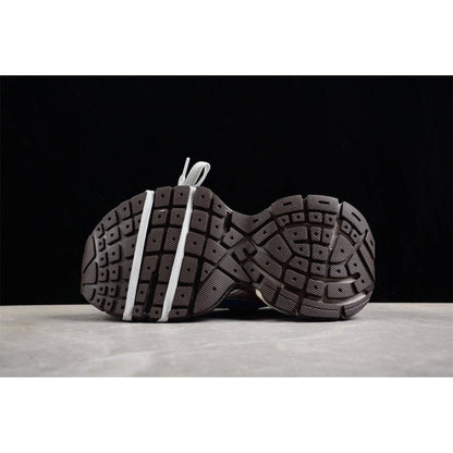 BALENCIAGA 3 - L - Royal Sneakers - Grey Unisex Streetwear Limited Edition - The BALENCIAGA 3XL x Royal Grey sneakers present a sophisticated fusion of sporty design and