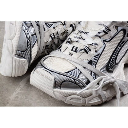 BALENCIAGA 3 - L - White Sneakers - Black Unisex Streetwear Limited Edition - The Balenciaga 3XL x White Black sneakers offer a classic colorway with a contemporary twist.