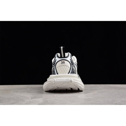 BALENCIAGA 3 - L - White Sneakers - Black Unisex Streetwear Limited Edition - The Balenciaga 3XL x White Black sneakers offer a classic colorway with a contemporary twist.