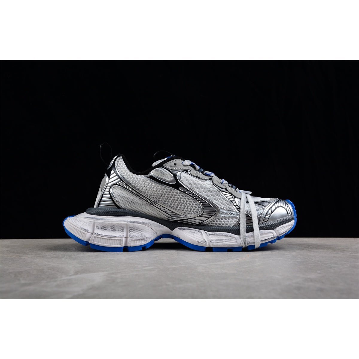 BALENCIAGA 3 - L - Grey Blue Sneakers - White Unisex Streetwear Limited Edition - Introducing the BALENCIAGA 3XL x White Grey Blue, a bold statement in contemporary footwear. These