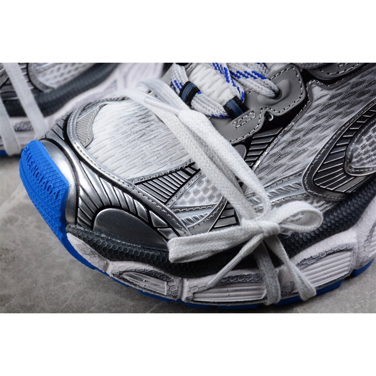 BALENCIAGA 3 - L - Grey Blue Sneakers - White Unisex Streetwear Limited Edition - Introducing the BALENCIAGA 3XL x White Grey Blue, a bold statement in contemporary footwear. These